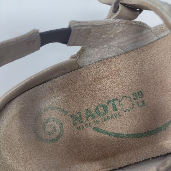 Naot Sandals EU39 US8 Metallic Beige Strap Buckle Comfort Cushioned - Picture 8 of 11